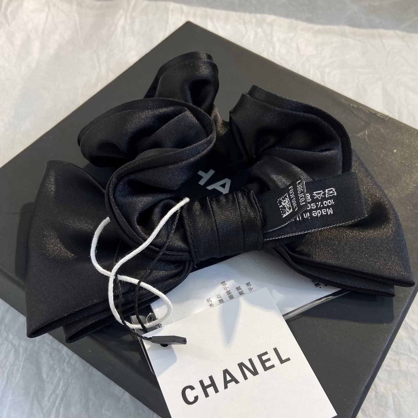 Chanel Black Satin Bow Hair Clip-XF1118